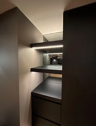 Custom Glass Shelving